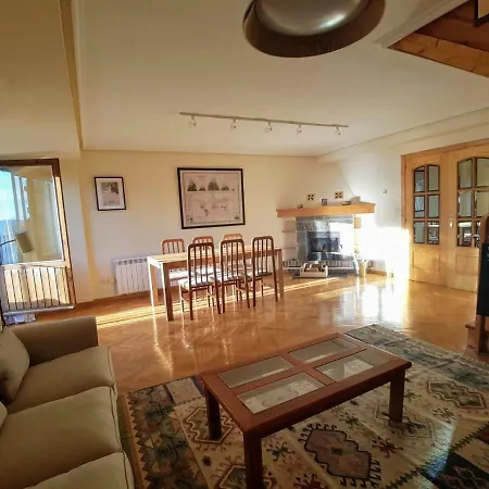 Atico Duplex Urb La Vina En * Biescas (Aragon)